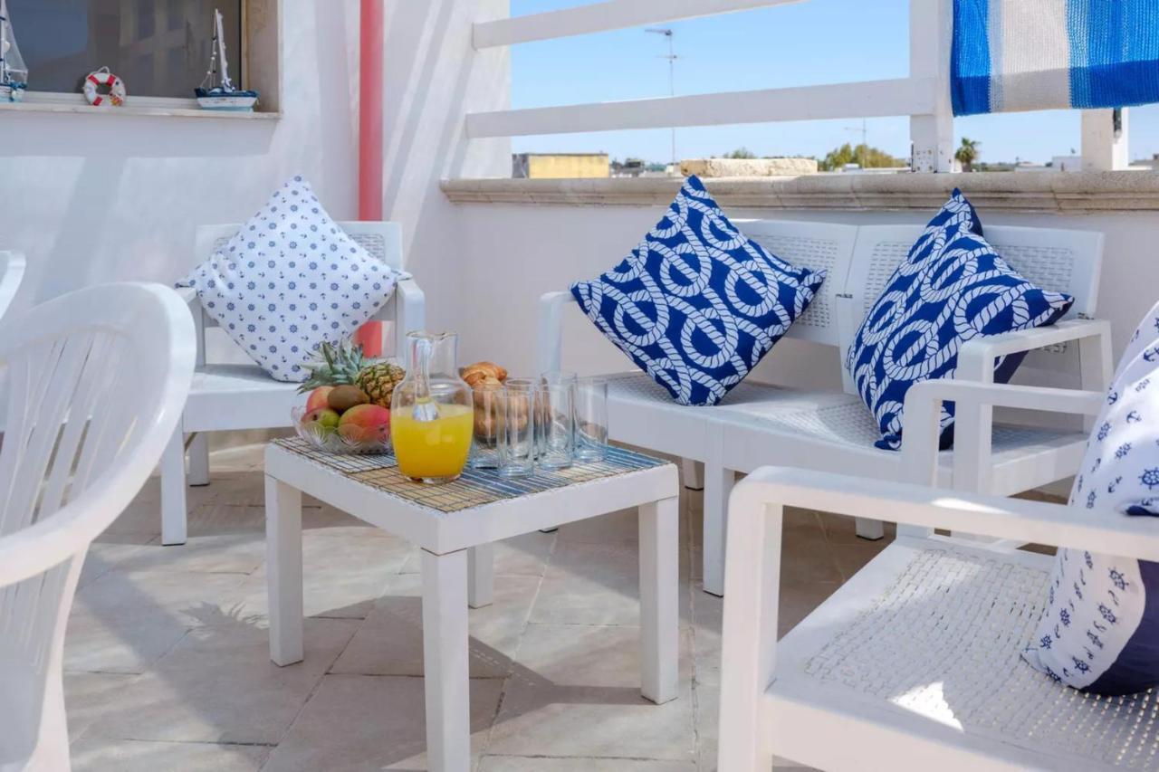 Emerald Residence Sleeps 12 With Sea View Porto Cesareo Exterior foto