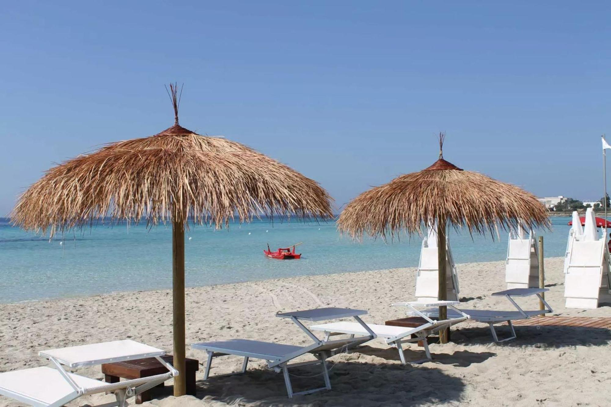 Emerald Residence Sleeps 12 With Sea View Porto Cesareo Exterior foto